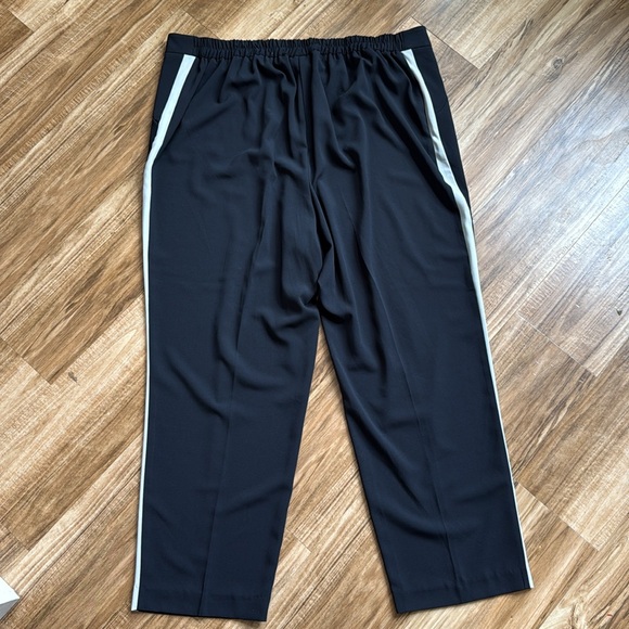 Lane Bryant Black Tuxedo Stripe Career Pants Size 22/24 - Picture 6 of 6